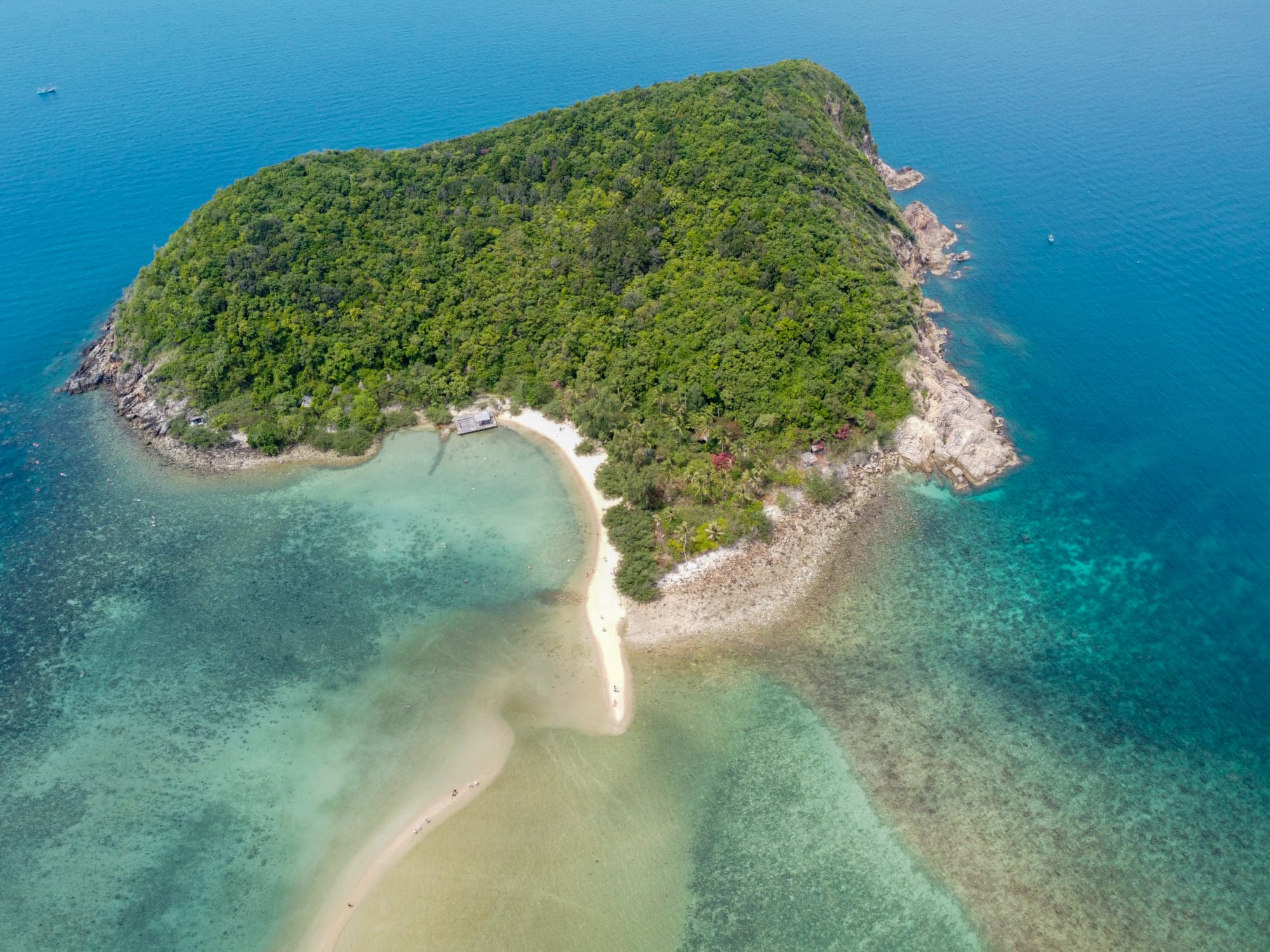Mae Haad Beach